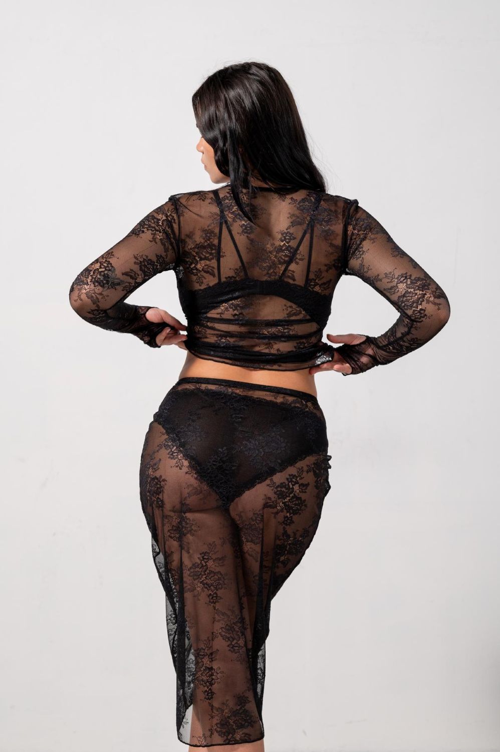 Understatement Lace Longsleeve Tee Musta Pitsipusero