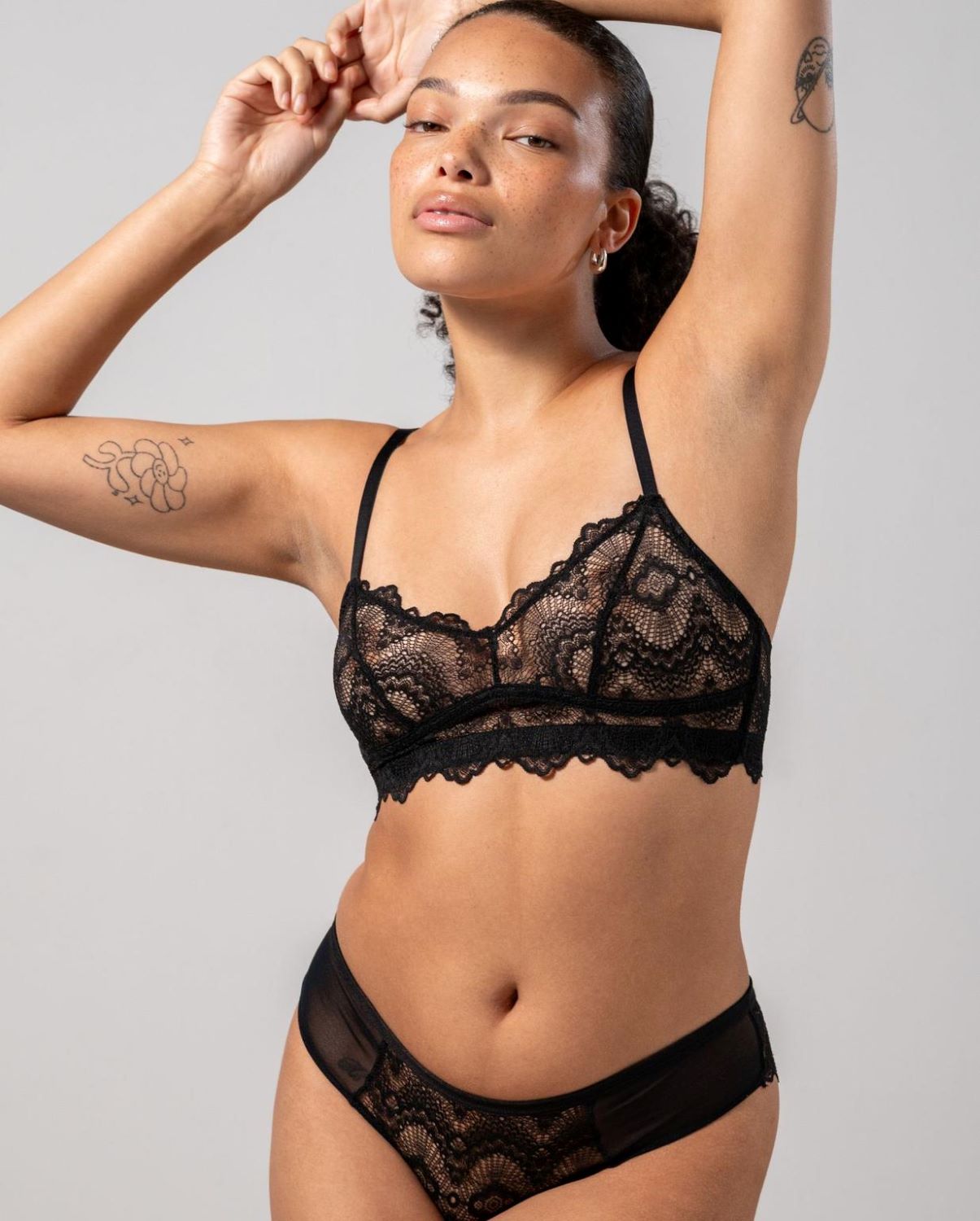 Understatement Lace Balconette Black Rintaliivit