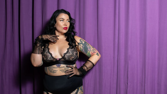 Esittelyssä tuotevalikoima: Dark Feminine