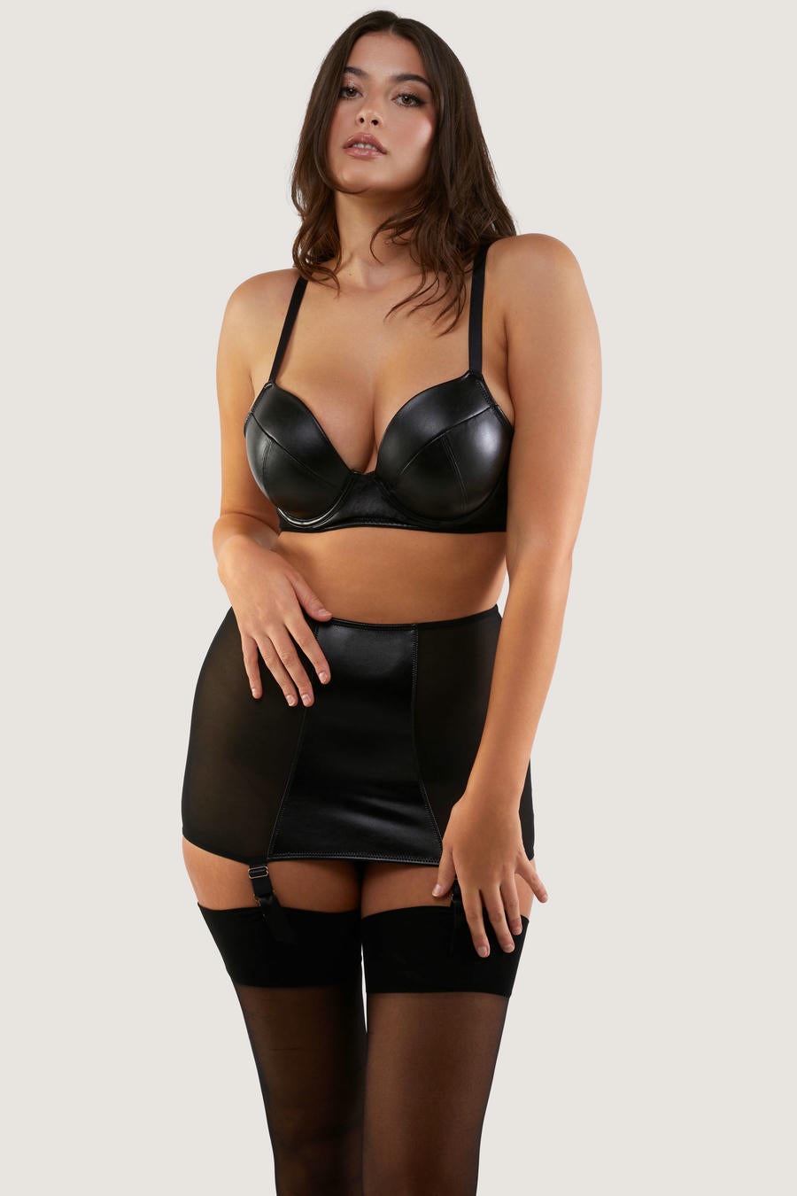 Playful Promises Iris Black Leatherette Padded Plunge Rintaliivit